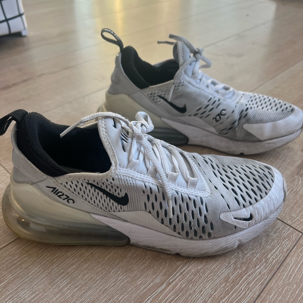 Nike shoes worn size 8